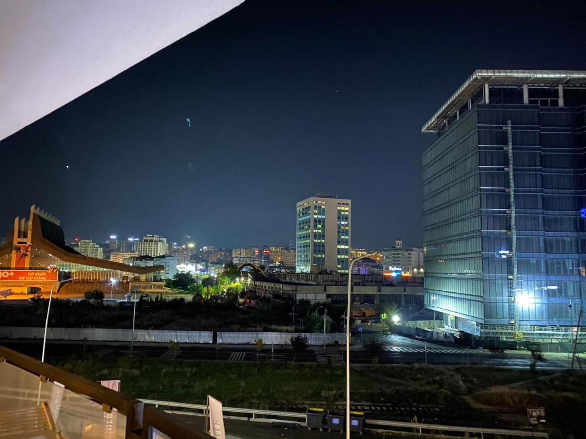Luxurious Apartment With City View Pristina Esterno foto
