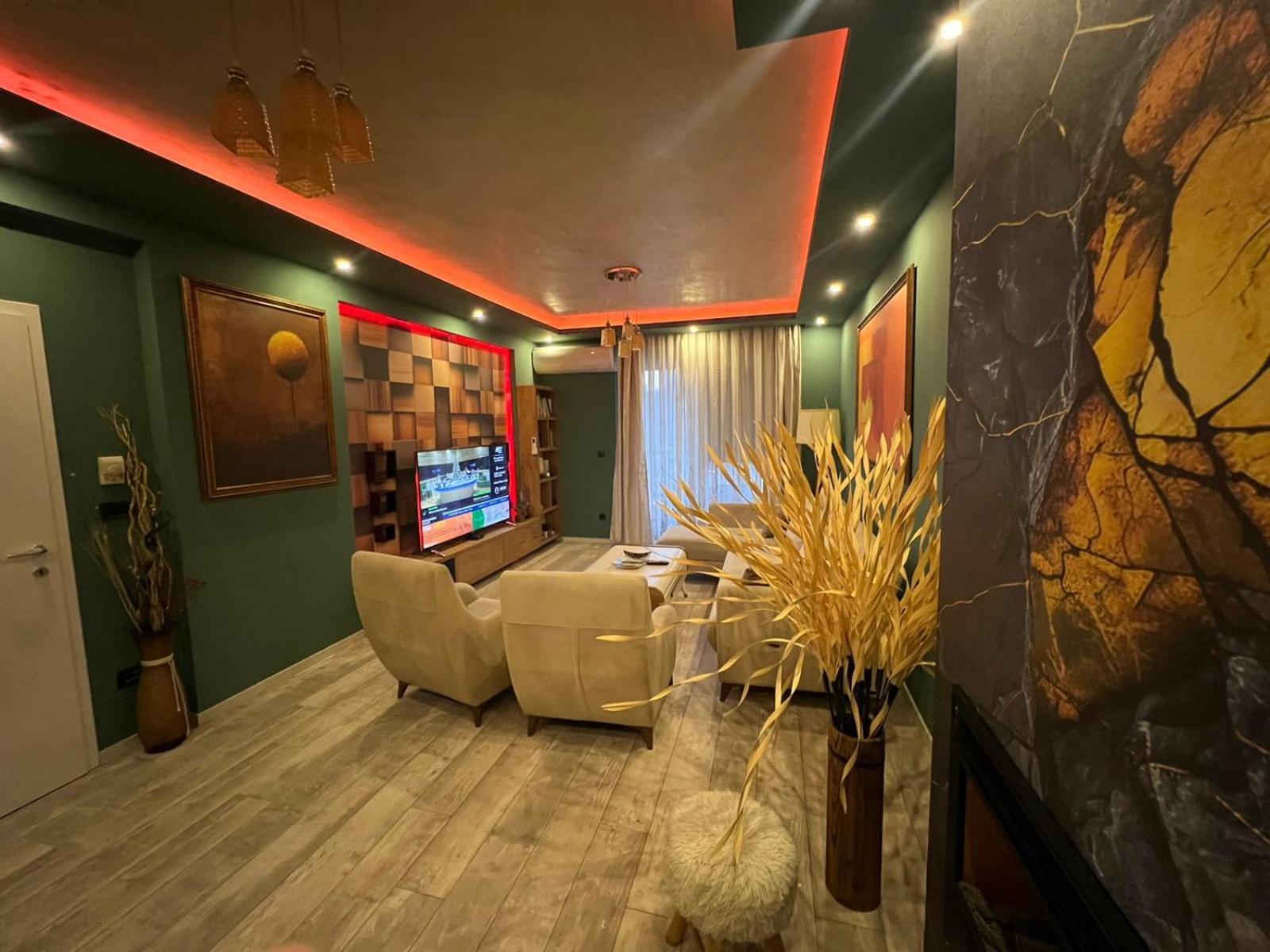 Luxurious Apartment With City View Pristina Esterno foto